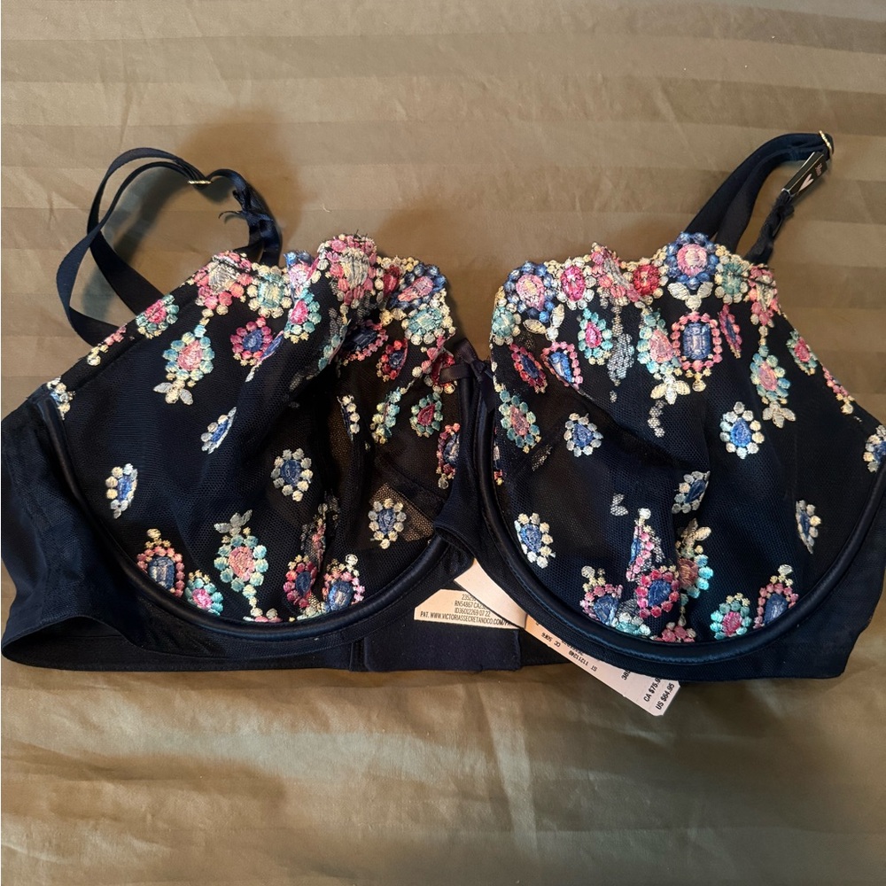 Victoria's Secret Navy Floral Embroidered Bra